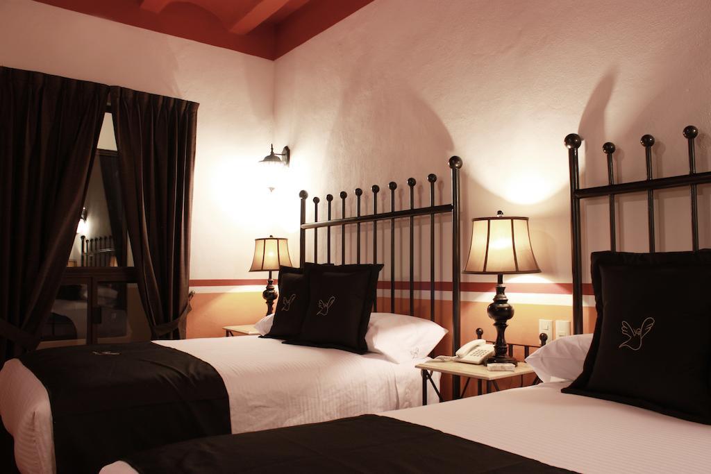 Hotel De La Paz Guanajuato Bagian luar foto